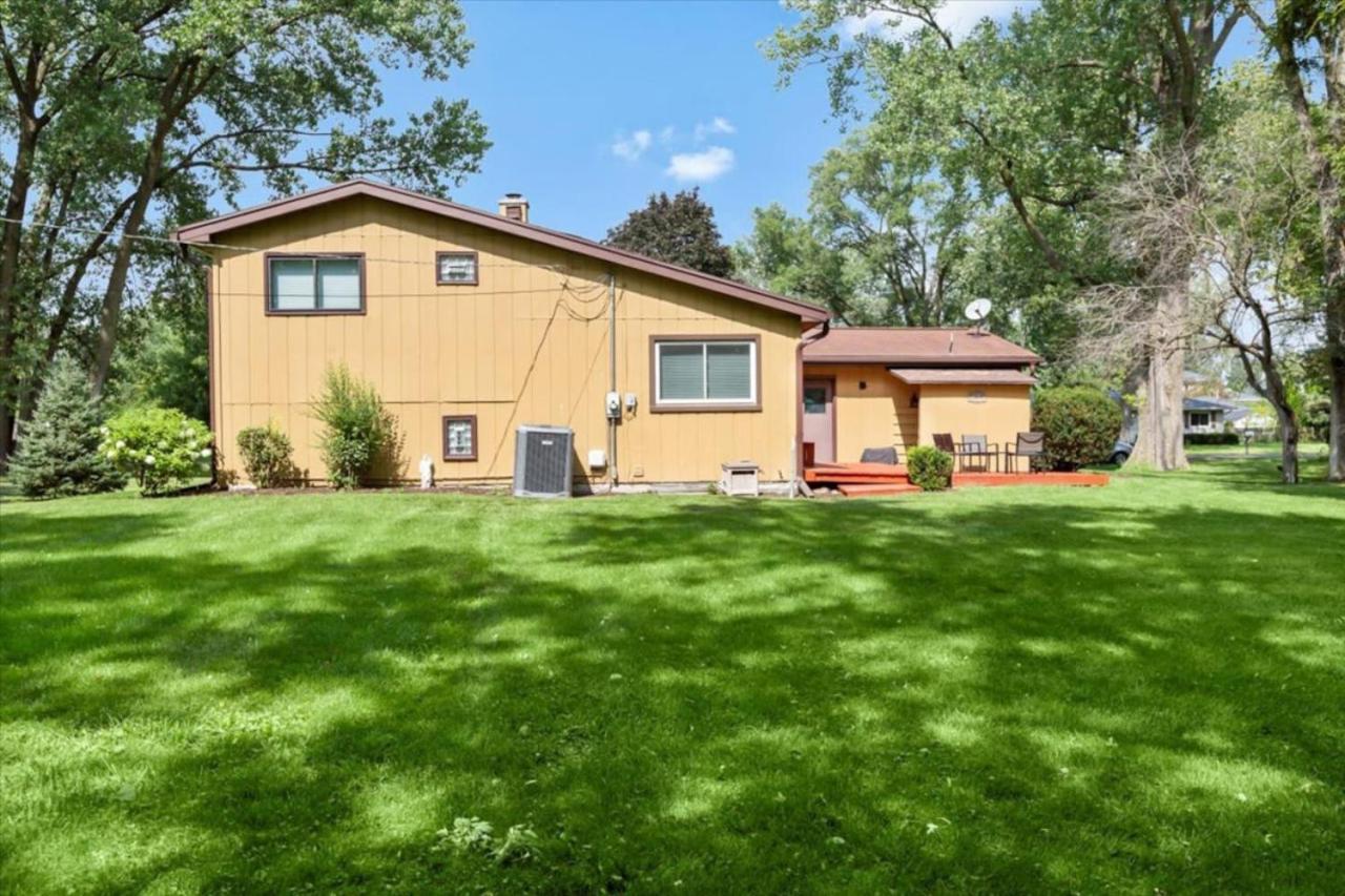 Charming King Bed, Wi-Fi St. Charles Villa Geneva Exterior photo